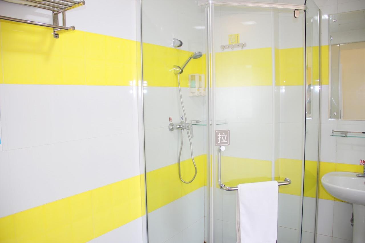 7Days Inn Wuhan Airport Panlong City Eksteriør bilde